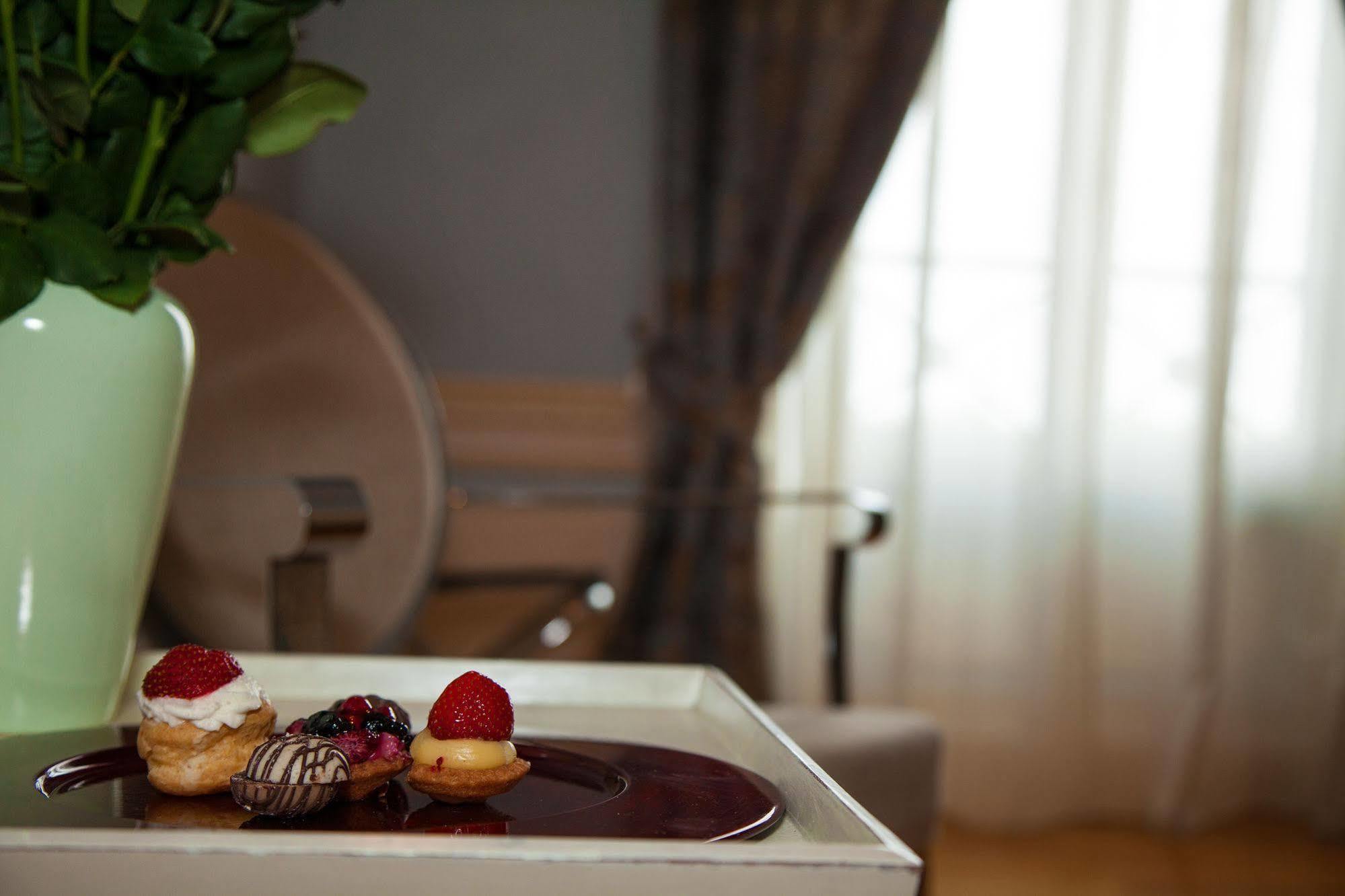 Hotel Ripa 145 In Trastevere